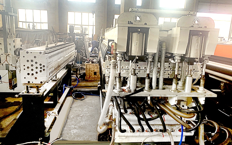 中空板生产线厂家告诉您中空板被广泛应用的原因 